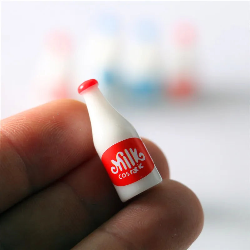 10pcs Mini Milk Red Blue Bottle 1/6 Dollhouse Simulation Miniature Drink Food for Doll Scale Kitchen Accessories Toy Home Decor