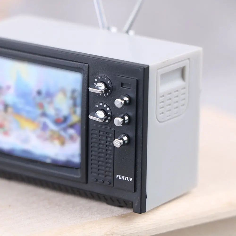 Television Ornaments Miniature Simulation Furniture 1:12 DollHouse Mini Retro Portable TV Toy For BJD Doll Room Decoration
