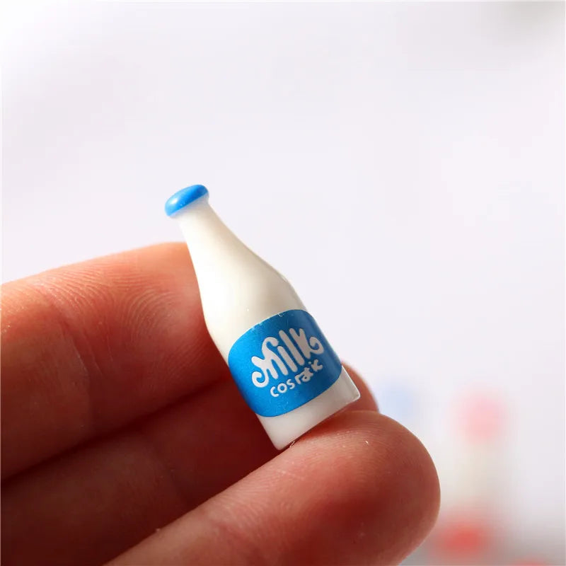 10pcs Mini Milk Red Blue Bottle 1/6 Dollhouse Simulation Miniature Drink Food for Doll Scale Kitchen Accessories Toy Home Decor