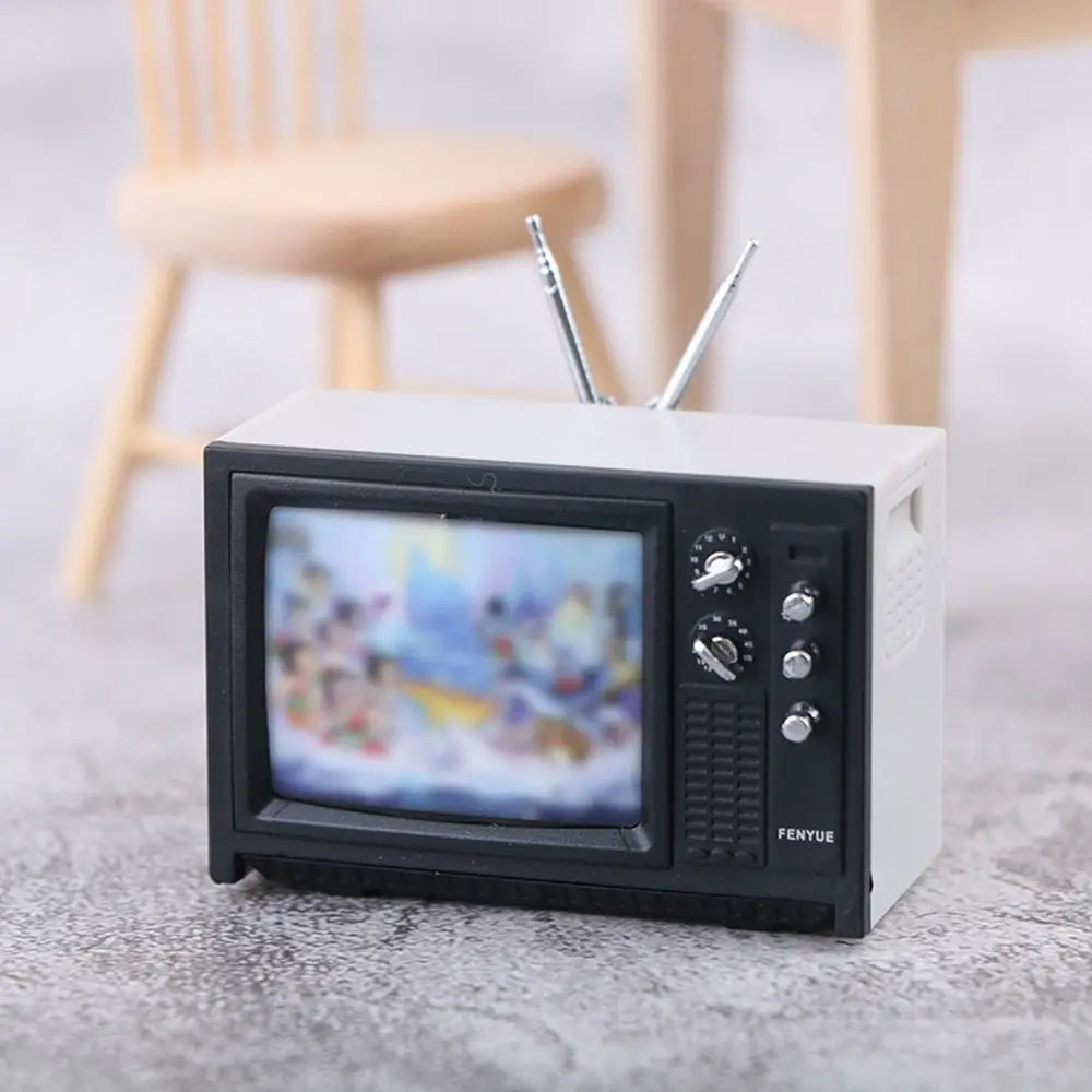 Television Ornaments Miniature Simulation Furniture 1:12 DollHouse Mini Retro Portable TV Toy For BJD Doll Room Decoration