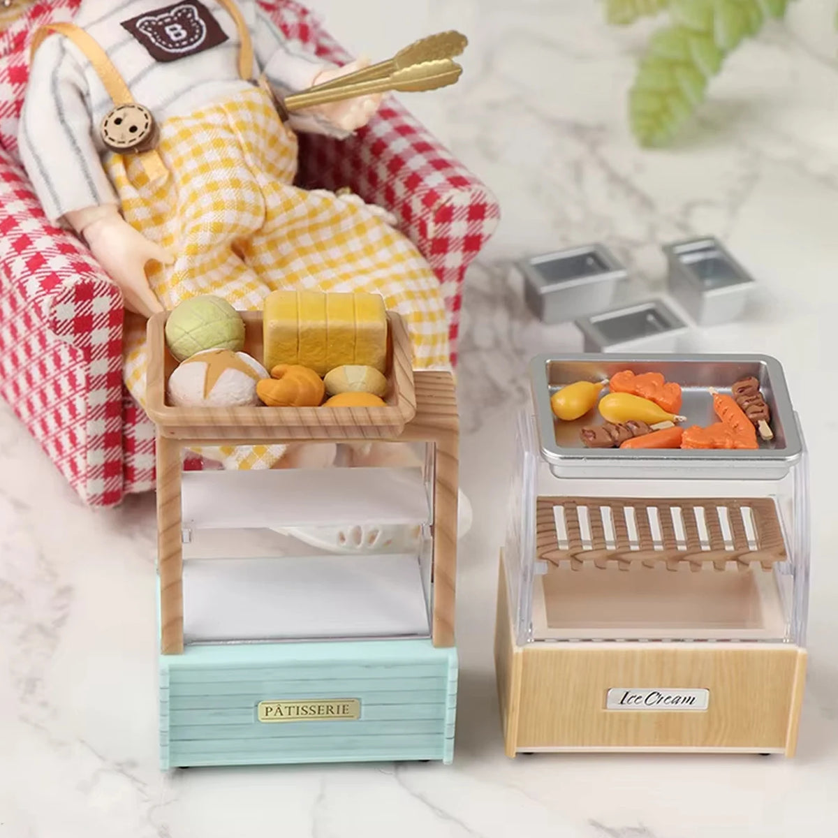 Dollhouse Miniature Bread Cabinet Food Snack Stall: 1/12 Mini Simulation Supermarket Shopping Coffee Shop Scene Decoration Model